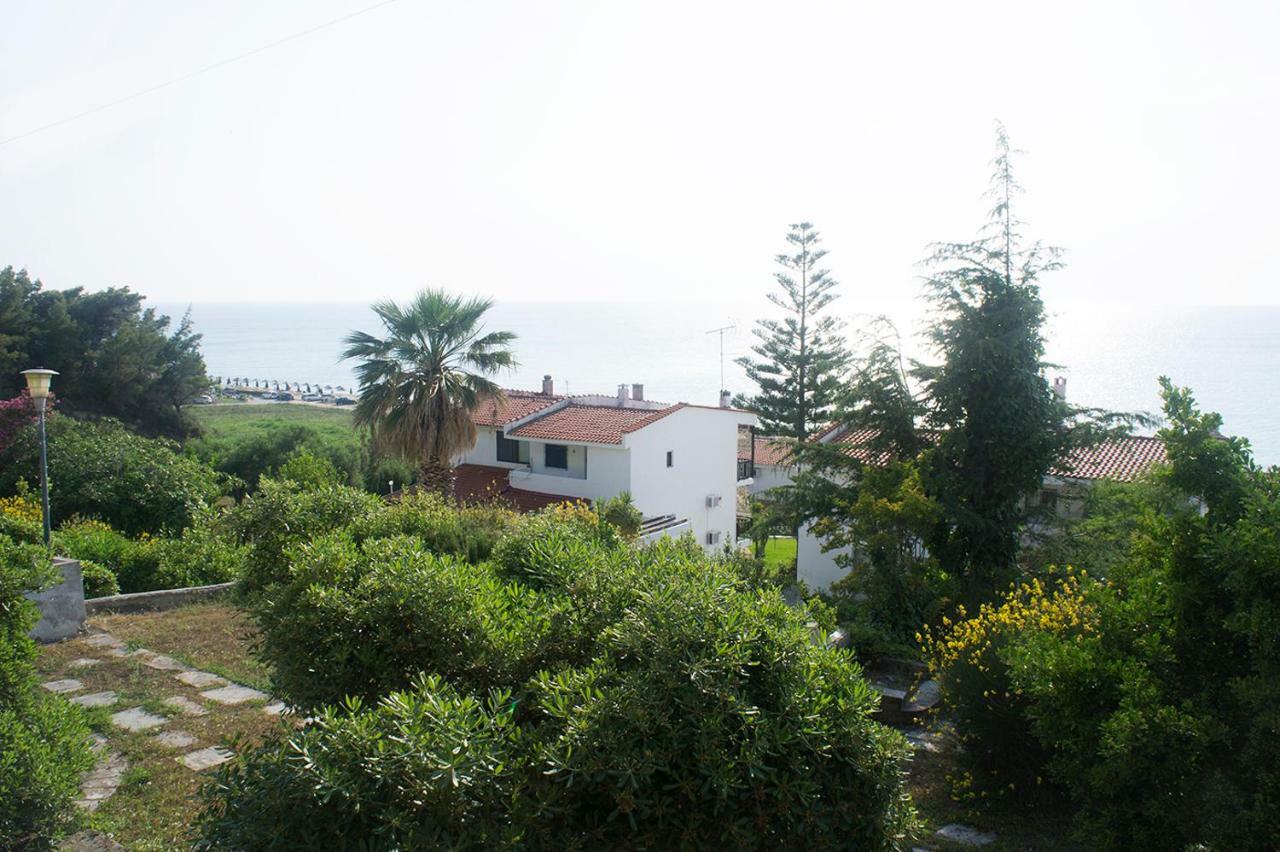 Possidi Aigaiopelagitika 2-Floor Beach House Kalandra エクステリア 写真