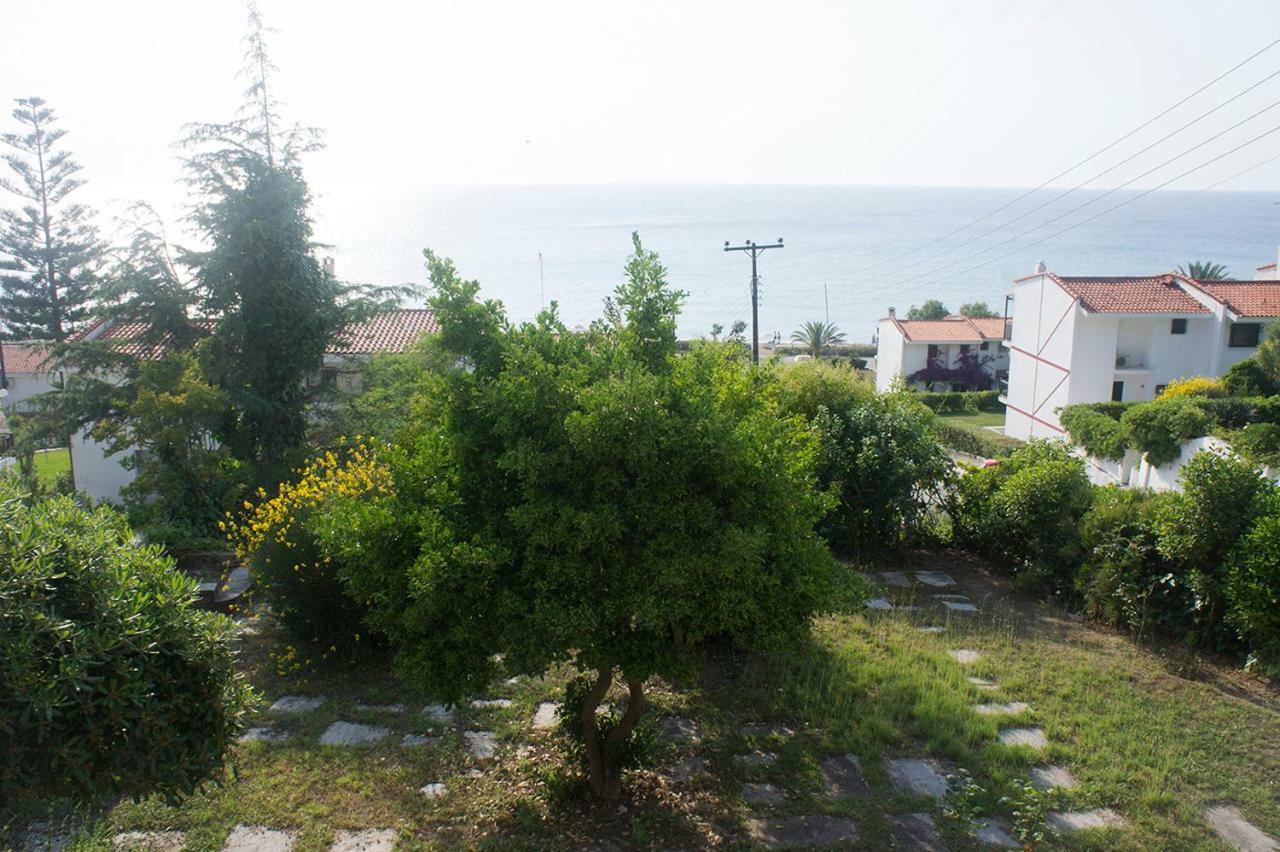 Possidi Aigaiopelagitika 2-Floor Beach House Kalandra エクステリア 写真